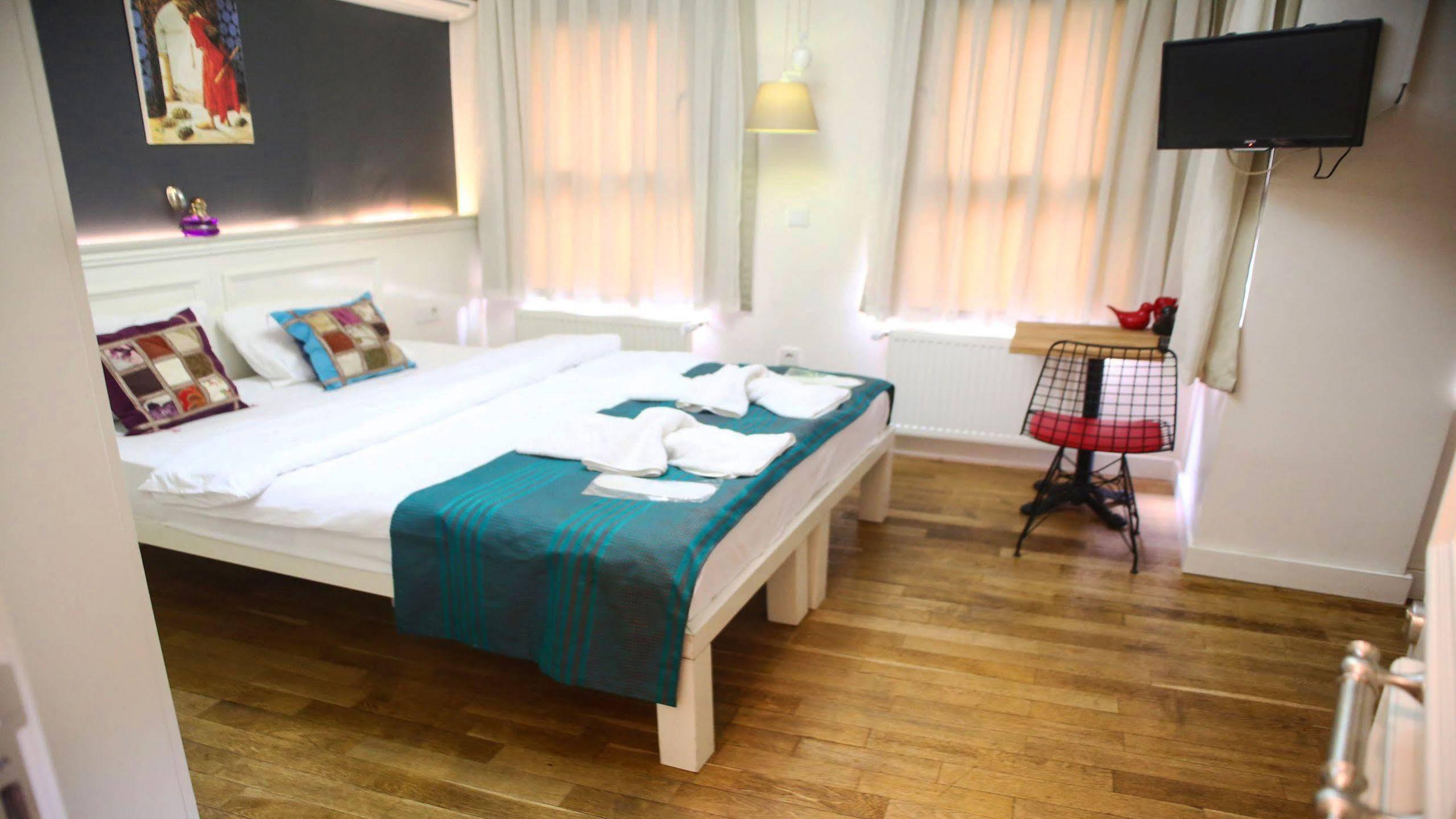 Hotel Neva Flats Taksim à Istambul Extérieur photo