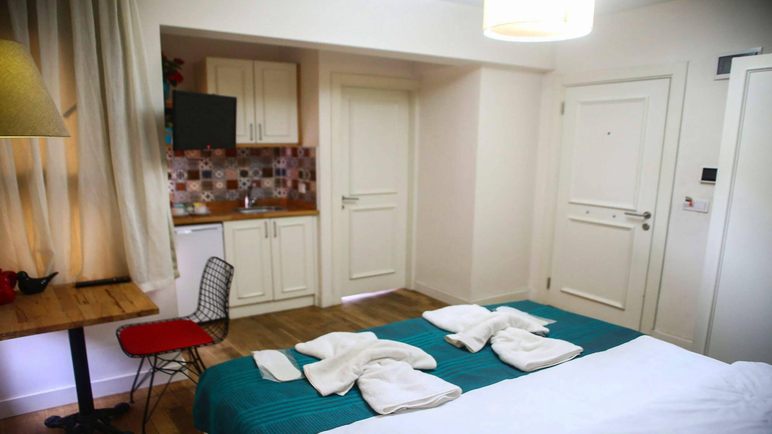 Hotel Neva Flats Taksim à Istambul Extérieur photo