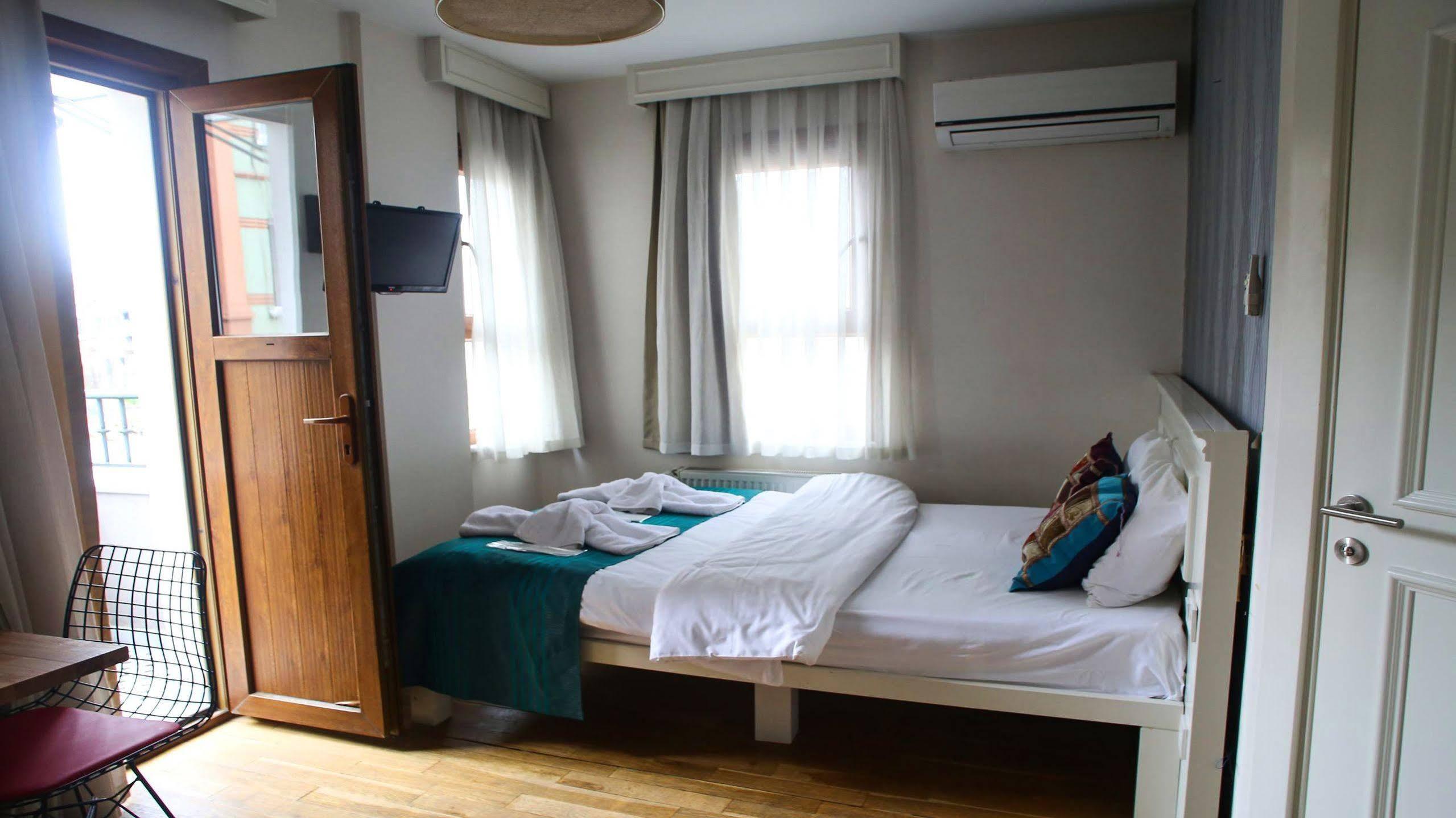 Hotel Neva Flats Taksim à Istambul Extérieur photo